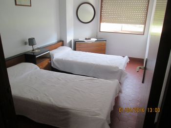 2ª Habitación doble con armario empotrado