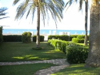 Apartamento en urbanización en primera linea de playa de las marin (6)