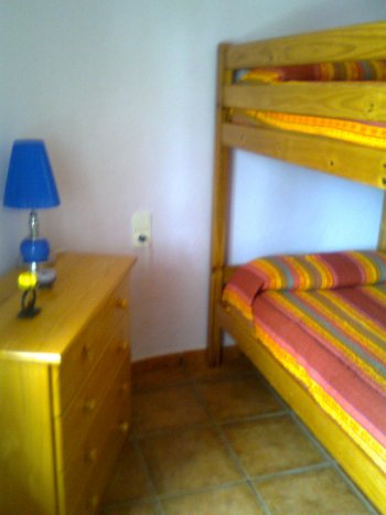 Bonito apartamento urb. el palmar (7)