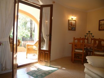 Bungalow en urbanizacion pequeña y tranquila (3)