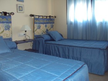 Acogedor apartamento en denia, a 50 metros de la playa y 400 del p (4)