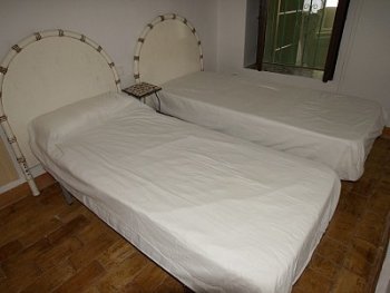Casa de campo con piscina (5)