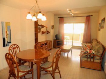 Apartamento en casco urbano a 200 mts de la playa (6)