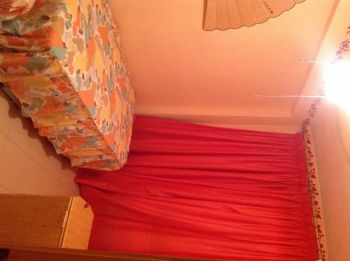 Dormitorio secundario con salida a terraza
