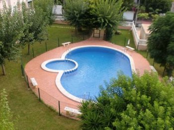 Alquiler apartamento urbanización mil palmeras (3)