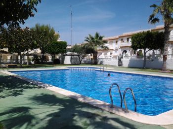 Duplex piscina en la playa