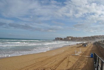 Bungalow para 6 personas con vistas a la playa de la mata. (2)
