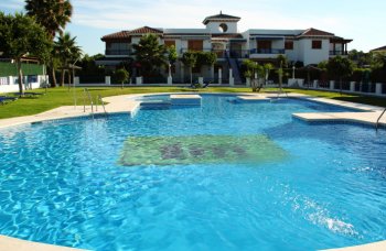 Apartamento junto al mar en el playazo de vera.