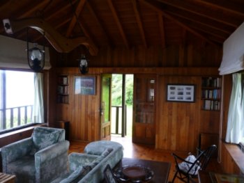 INTERIOR 2