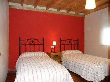 CASA CON PATIO A 150 m. DE LA PLAYA (4)