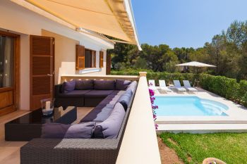 Villa Platón cerca de playa (2)