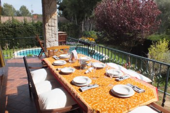 Espectacular casa con piscina privada y bonito jardin (6)