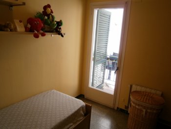 Dormitorio 3. Cama-nido. Salida a balcón.