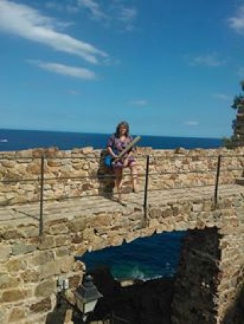 Apartamento de 80m+40m terraza a 4km de blanes,ideal 2familias con (2)