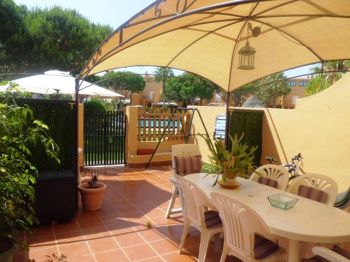 patio interior zona residencial