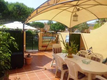 patio interior zona residencial