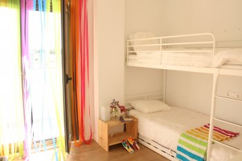 Villa de diseño con piscina privada a tan solo 100 metros de la pl (5)
