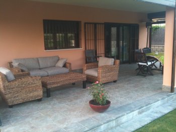 Precioso chalet con piscina privada situado a 100 metros de la pla (4)