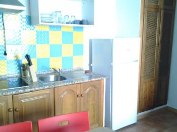Apartamento con piscina y wifi tranquilo (2)