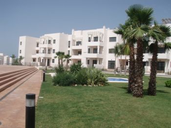 Bonito piso en Conil,Piscina,Garaje.