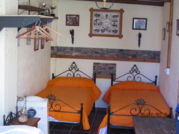 Se alquila casita en parcela de 1000 mº con piscina privada (4)