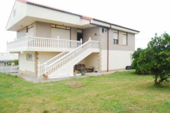 Chalet en playa de la Arnia