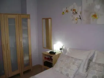 Apartamento para 4 personas muy fresco y nada ruidoso en playa de (4)