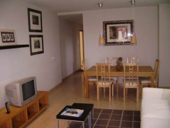 Apartamento para 4 personas muy fresco y nada ruidoso en playa de (2)