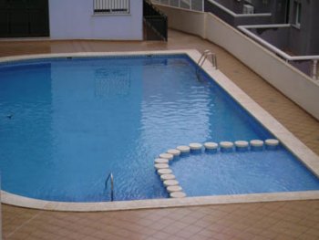 Apartamento para 4 personas muy fresco y nada ruidoso en playa de (6)