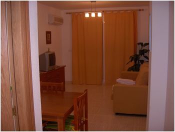 APARTAMENTO EN 2 LINEA DE DOS HABITACIONES