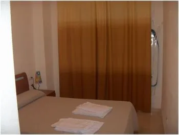 DORMOTORI DE MATRIMONIO