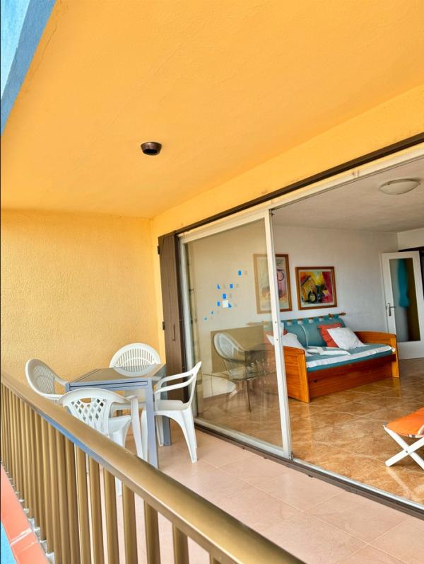 Gran terraza para desayunar viendo el amanecer. No te lo puedes perder!!