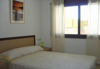 Precioso apartamento de 2 a 4 per. a 4 miuntos playa fenals.