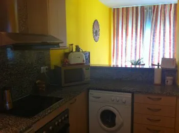 Apartamento con piscina para 6 personas (3)