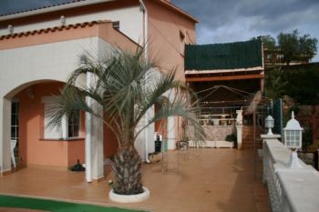 CASA CON VISTAS AL MAR, Y PICINA. (3)