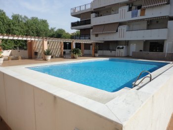Excelente piso a 50m del mar. (7)