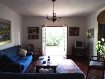 Sala y salida al jardÃn