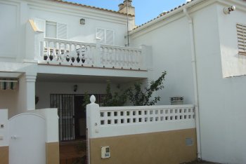 Alquilo casa a unos 150m de la playa en islantilla (huelva)