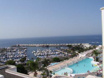 Apto. con vistas al mar (7)