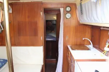 Barco velero Ketch 9.5 m (4)