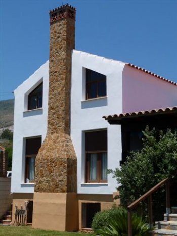 Villa tipo andaluz  con vistas al mar. capacidad hasta 18 personas