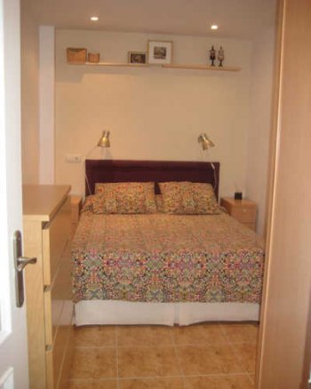 Primerísima línea de playa con piscina. 1 dormitorio. ideal vacaci (5)