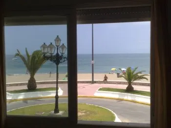 Primera linea frente al mar en una de las mejores playas (2)