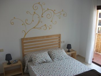 Apartamento 3 dormitorios a 500 mt. de la playa de sabinillas mani (3)