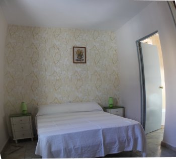 Se alquila estupendo chalet para 6 personas. (3)