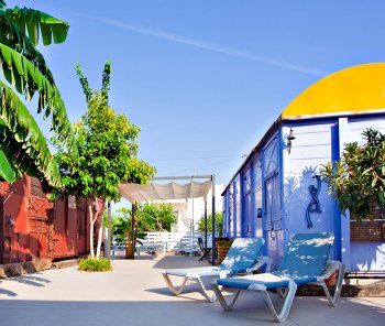 Apartamento con terraza, jardín y barbacoa. (3)