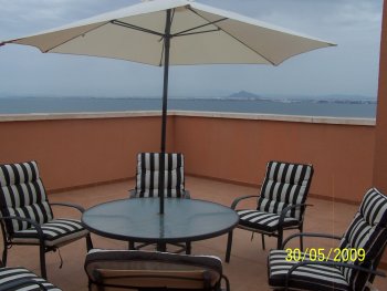Ático con gran terraza de 110 metros cuadrados en la manga del mar (2)