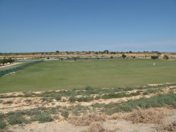 Chalet pareado en urbanización con campo de golf (6)