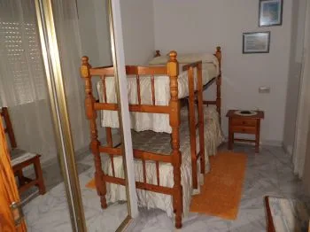 habitación de las literas