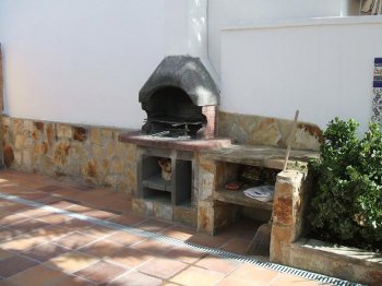 CASA CON PISCINA PRIVADA